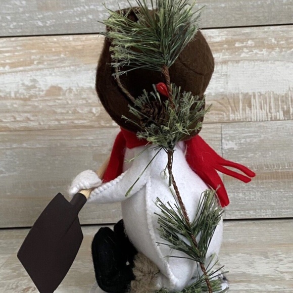 Annalee Snowman Doll Figure Christmas Rustic Pine 9" Snow Shovel Pine Tree 2020 - Picture 3 of 9